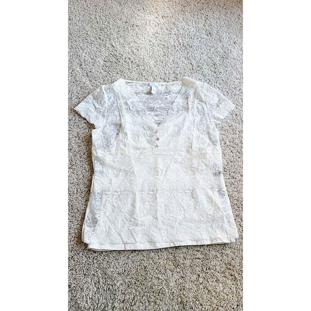 Ivory Lace Vneck Shorrt Sleeve Shirt With‎ Built In Cami Womens Medium NWT